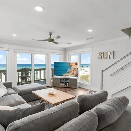 Luxury Family Beach Front Property! Family Oriented! Gulf Views!